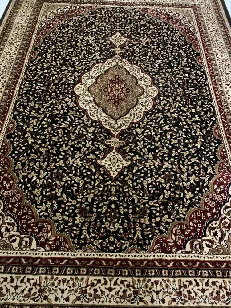 KARPET / PERMADANI