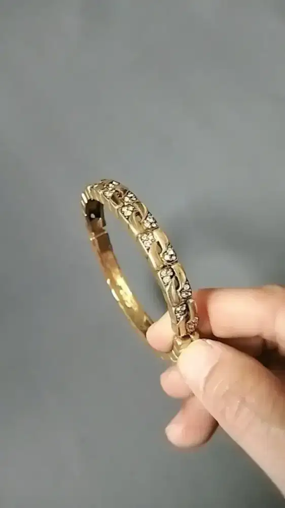 Gelang cantik imitasi