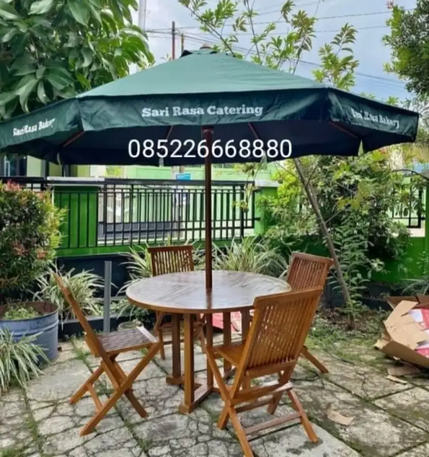 Kursi cafe outdoor payung