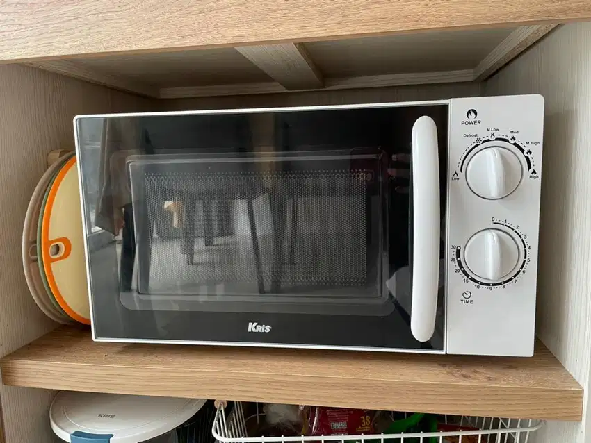 Microwave KRIS (Putih)