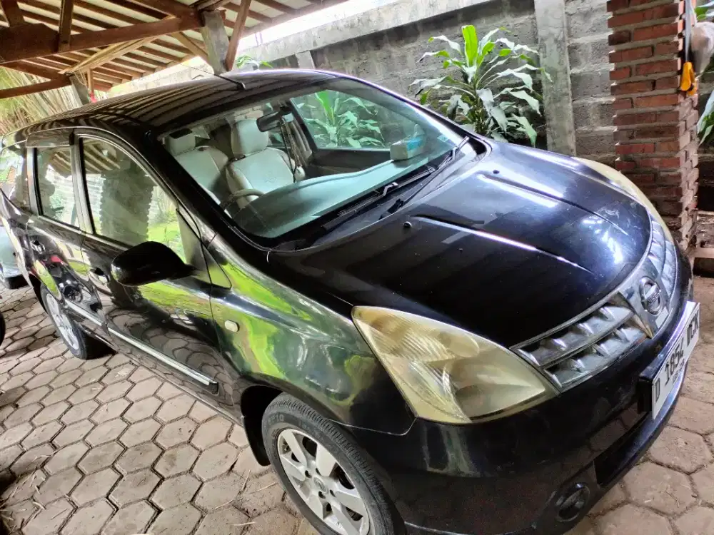 Grand Livina 1.8 XV 6 Speed tokcer mulus 2009