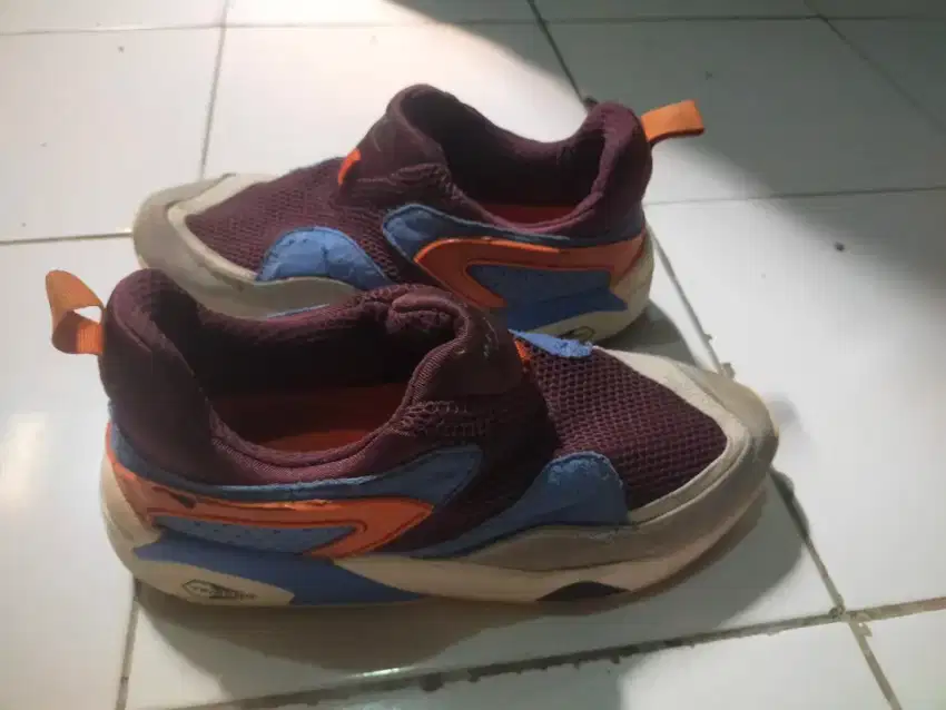 Sepatu puma TRINOMIC original slip on size 43