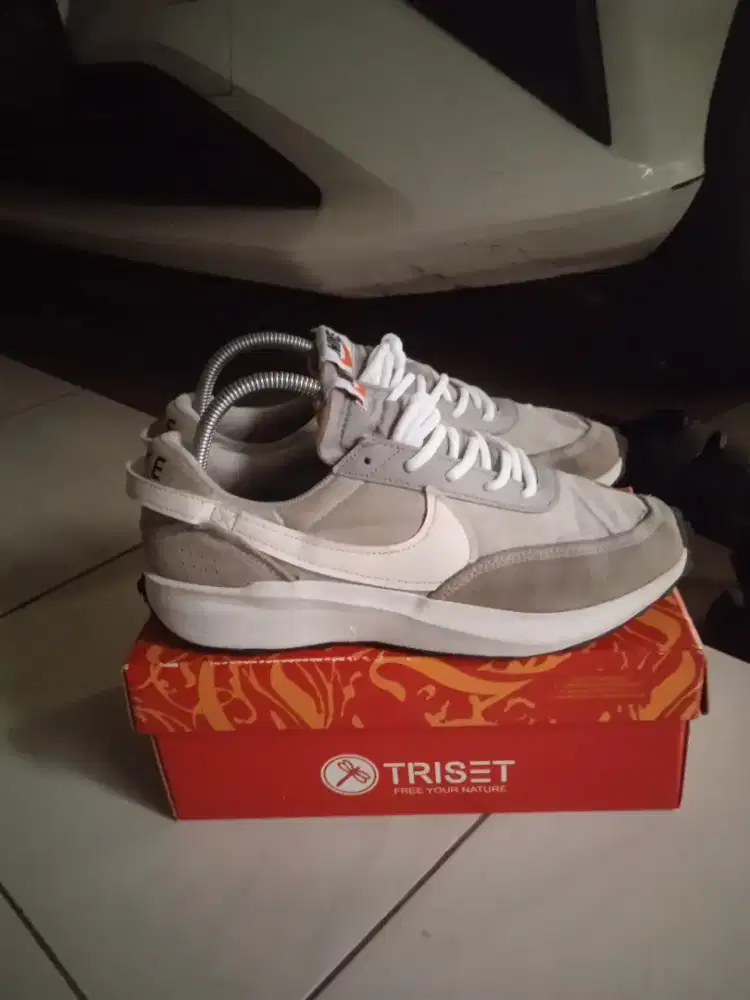 Sepatu second Nike waffle debut size 40.5 original preloved like new