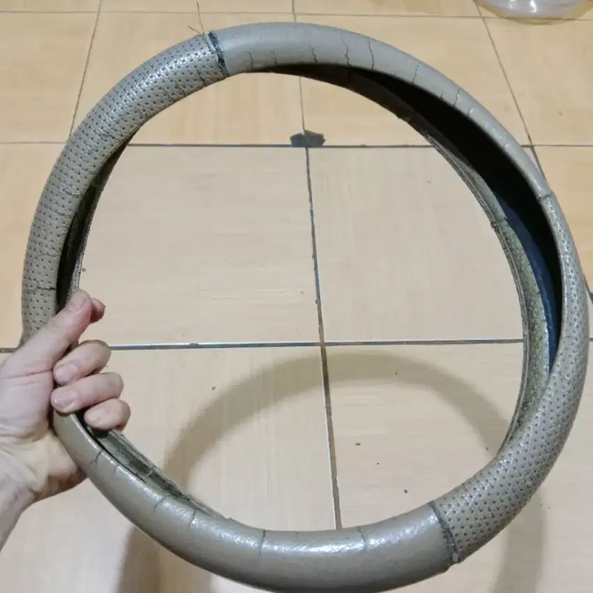 Sarung setir mobil