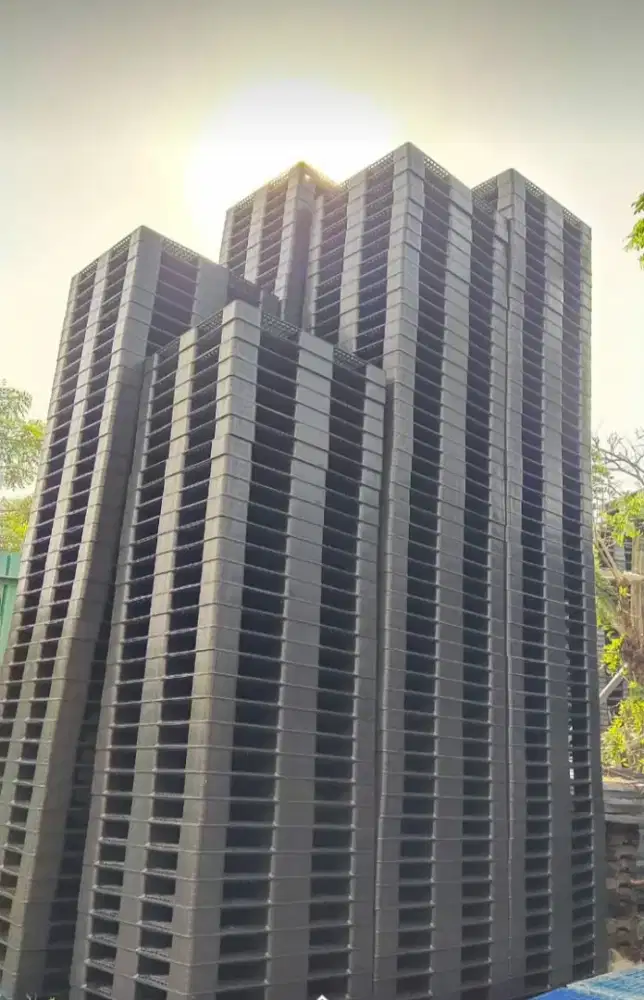 Palet plastik bekas mulus