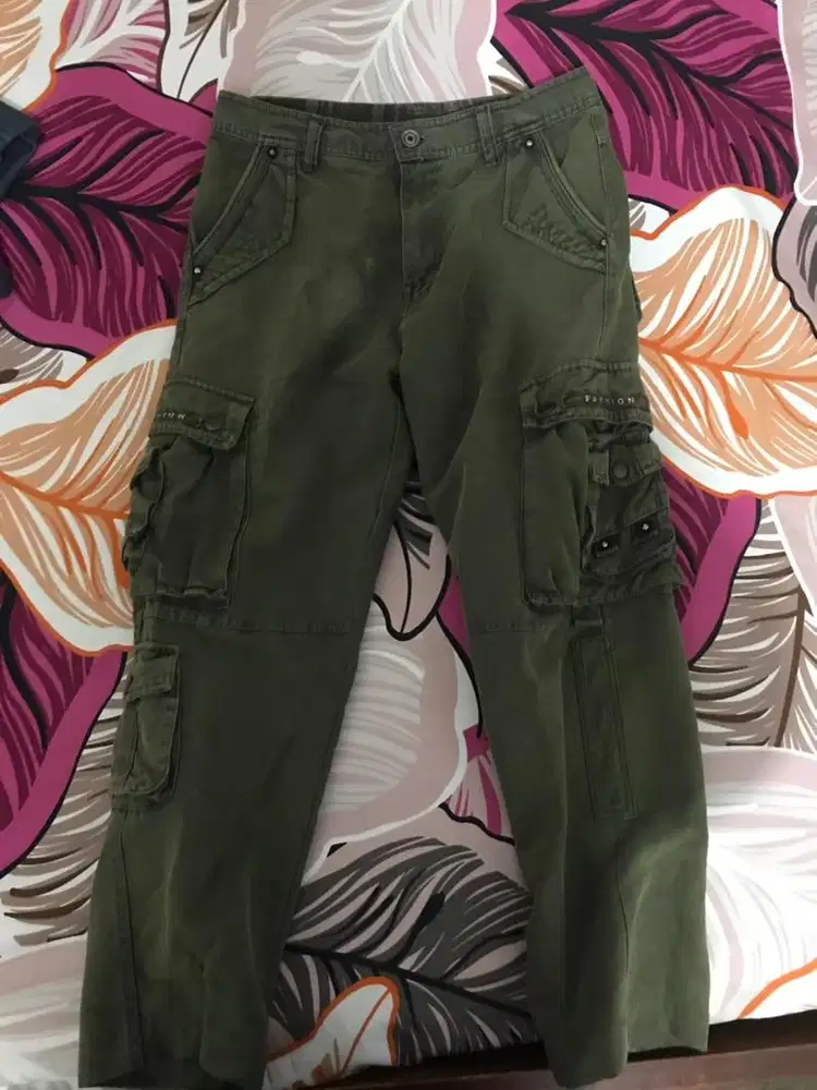 Celana Kargo Classic