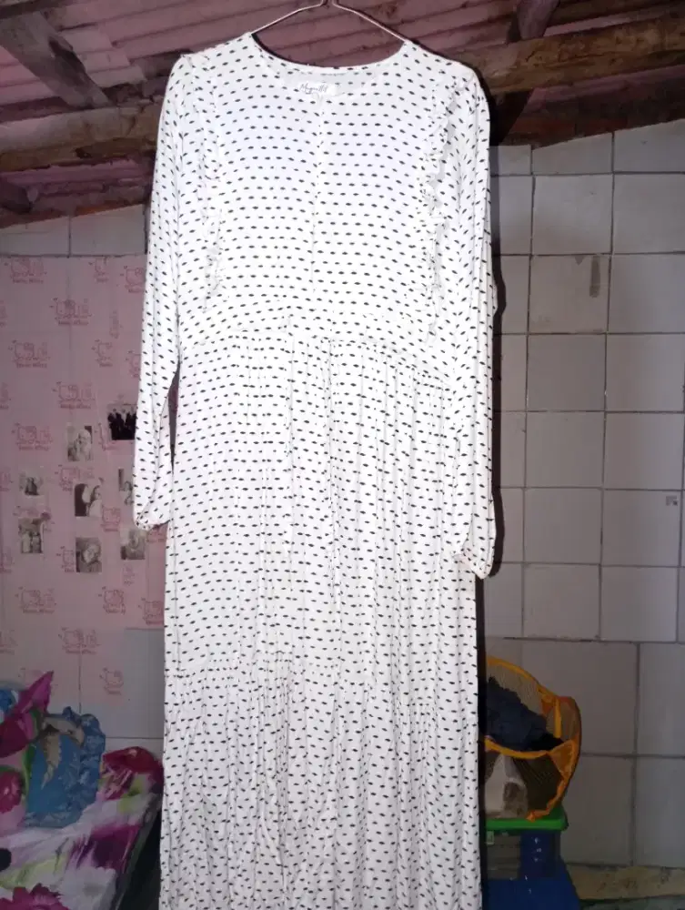 Mayoutfit polkadot dress putihhitam