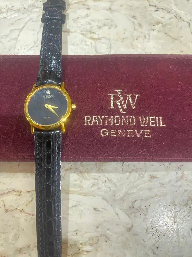 JAM TANGAN WANITA RAYMOND WEIL 5758 18K Gold Electroplated