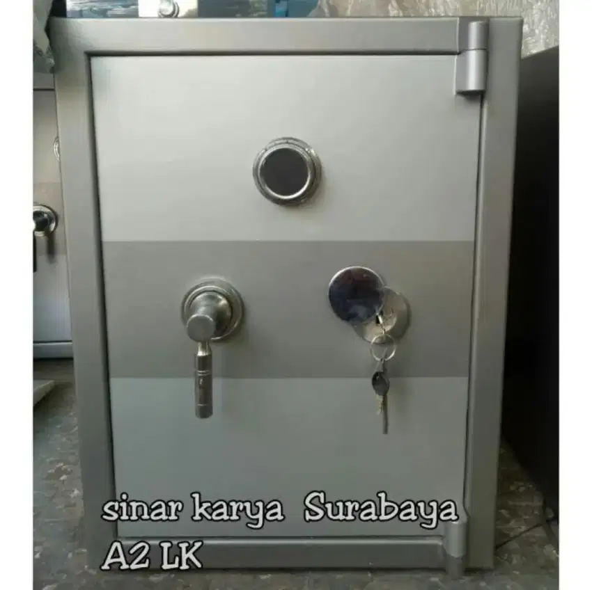 Brankas A2 LK Lokal Brankas Tahan Api Tempat Simpan Uang Safety Box