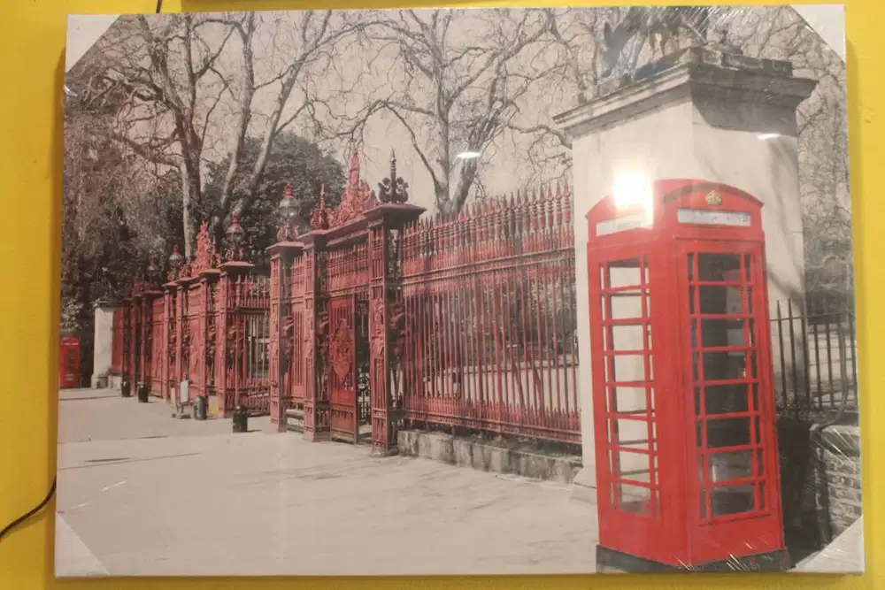Pajangan Dinding Informa Foto Print London Phone Booth 70x50 Cm