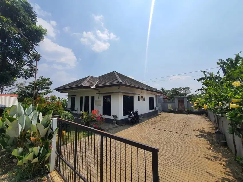 Dijual villa view gunung