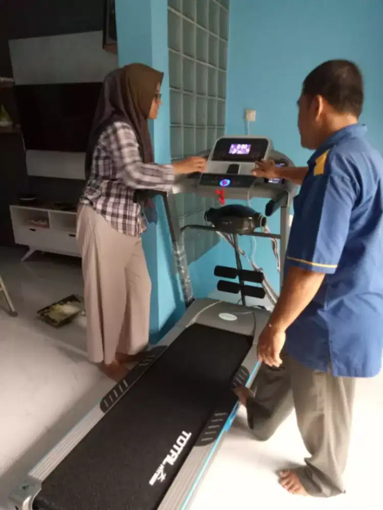 Alat fitnes treadmill elektrik TL 270 grey