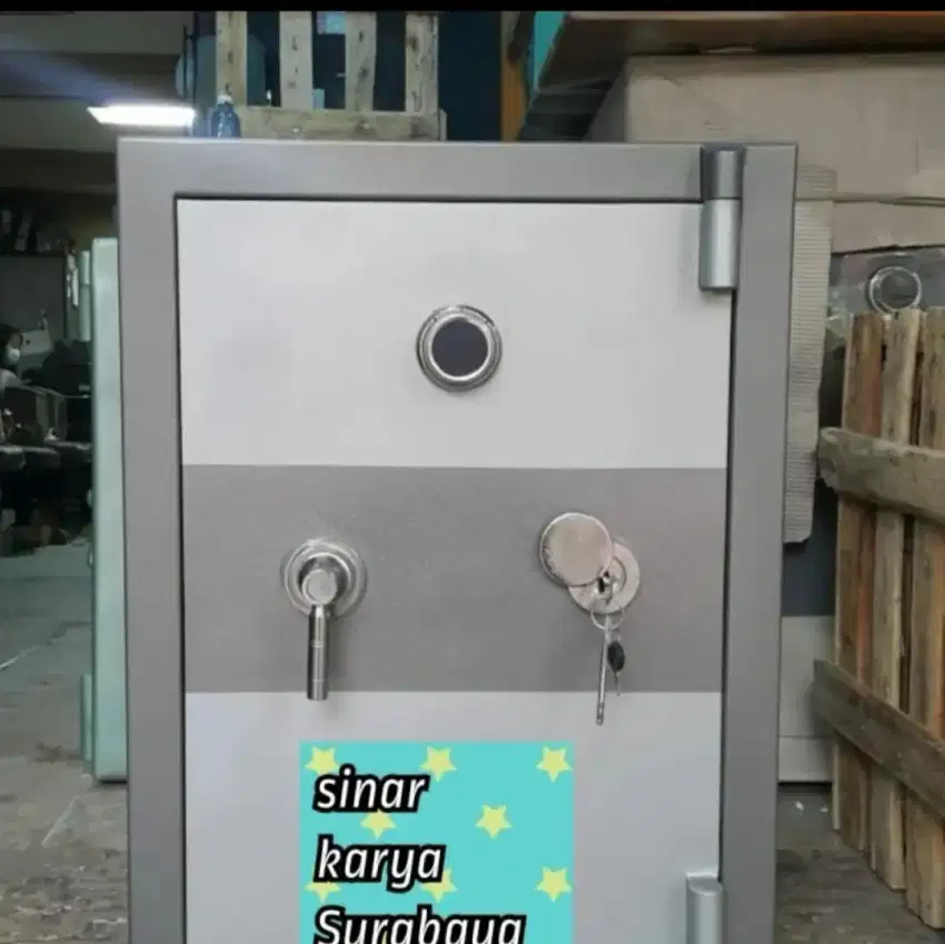 Brankas A3Lk kunci lokal tempat simpan uang  Brangkas tahan api