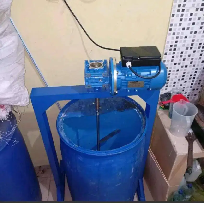 Mesin Mixer/Pengaduk Cairan  Mesin Pengaduk/Pencampur Cairan