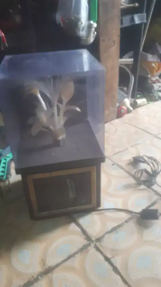 Se bh hiasan meja mdl lawas unik dan antik Se lg ada cpt murah sj deh