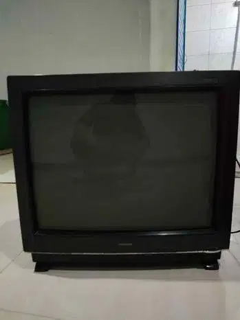 2 Tv Analog Toshiba Hitam