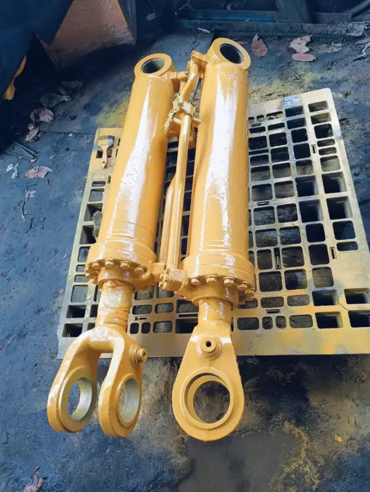 Cilinder lift loader WA450-3 / wa470 Komatsu