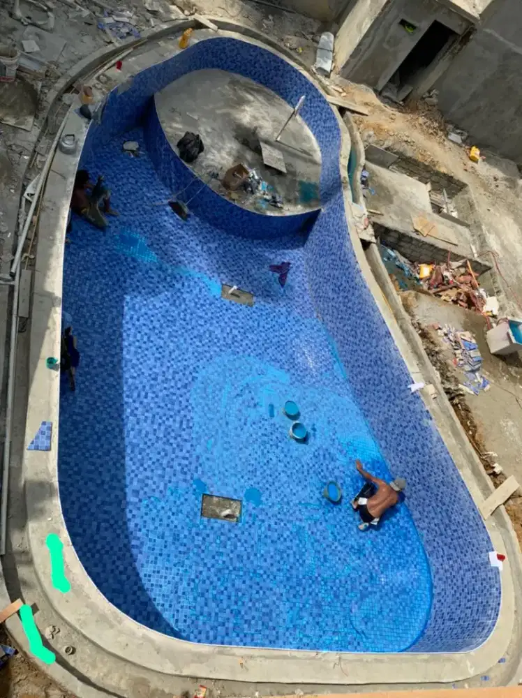 Kolam renang minimalis