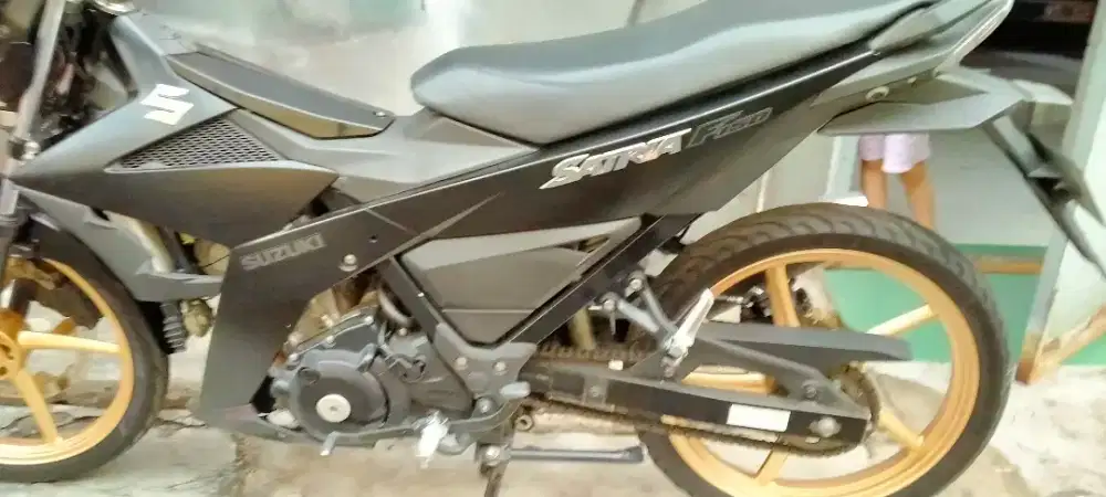 Dijual sepasang Velg RCB masih Bagus