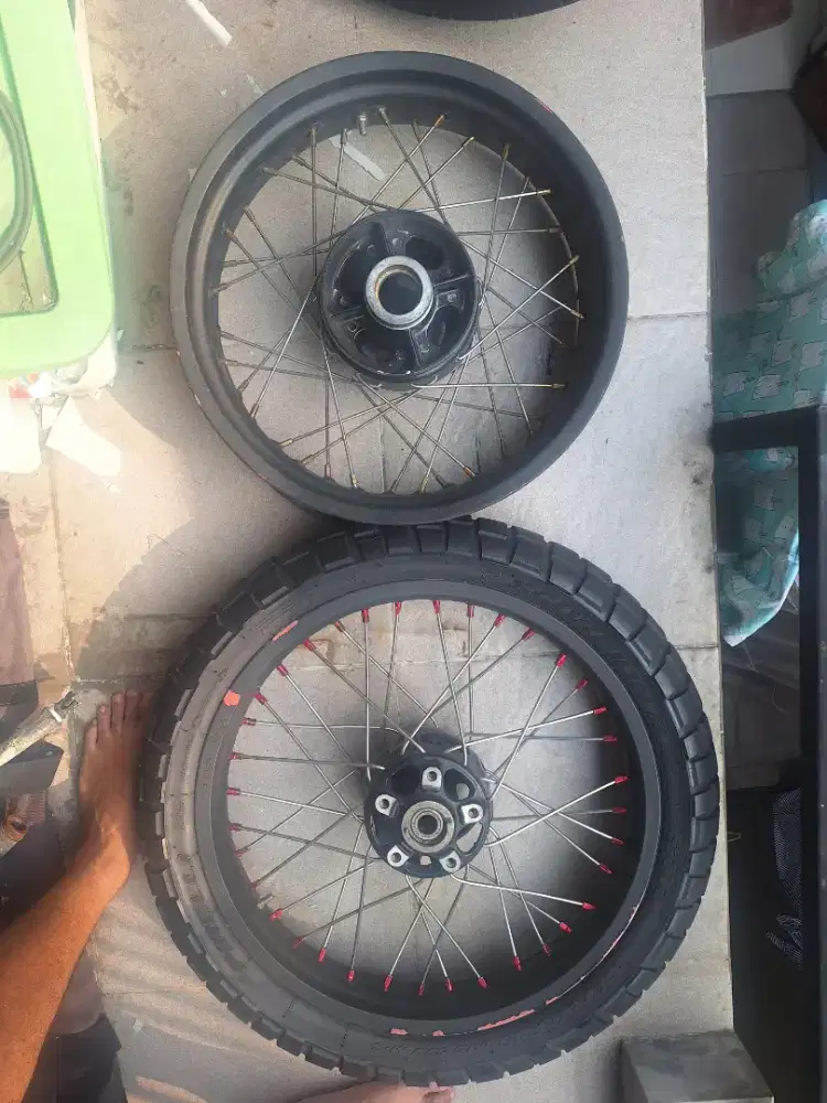 TURUN HARGA!!!  Velg jari-jari Kawasaki Versys 650 / ER6N