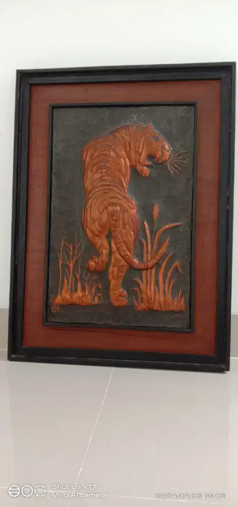 Lukisan kayu harimau