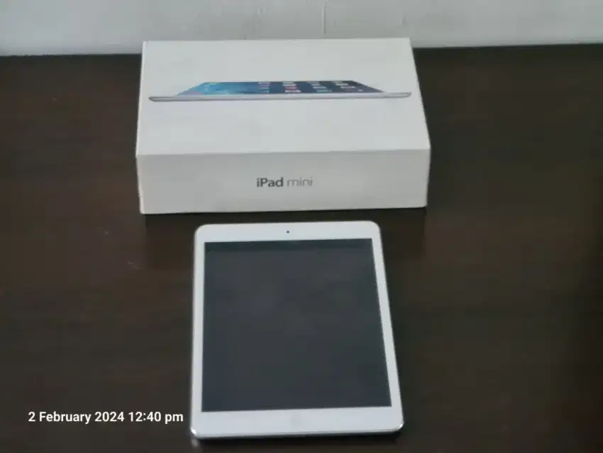 iPad Mini Gen 2 wifi + Cellular 32gb Inter