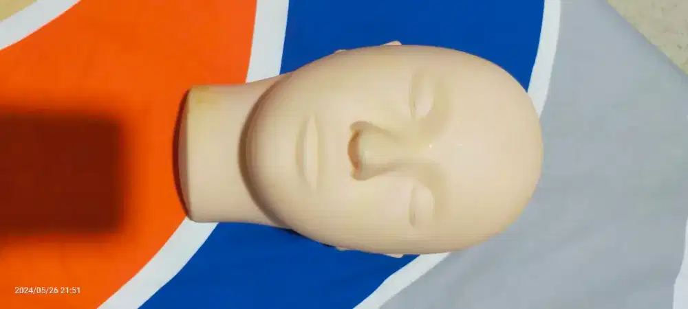 Manekin eyelash extension