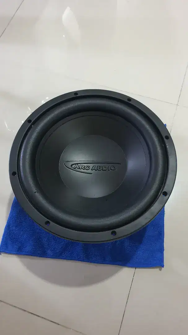 Sub ARC 12 MADE IN USA like new mulus