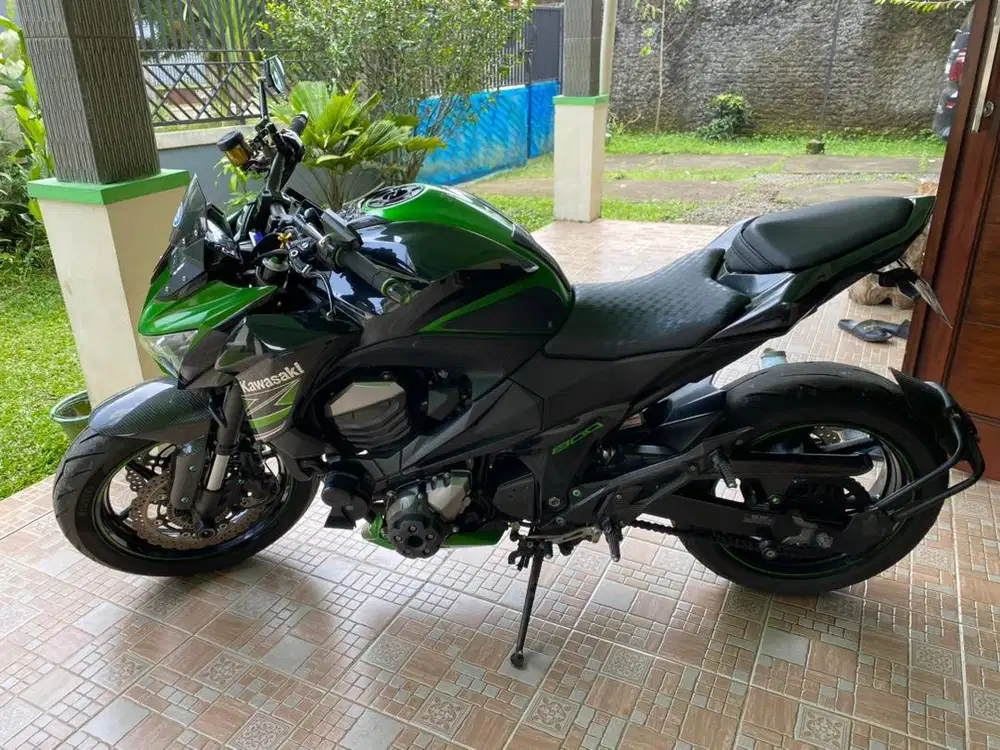 Kawasaki z800 warna hijau