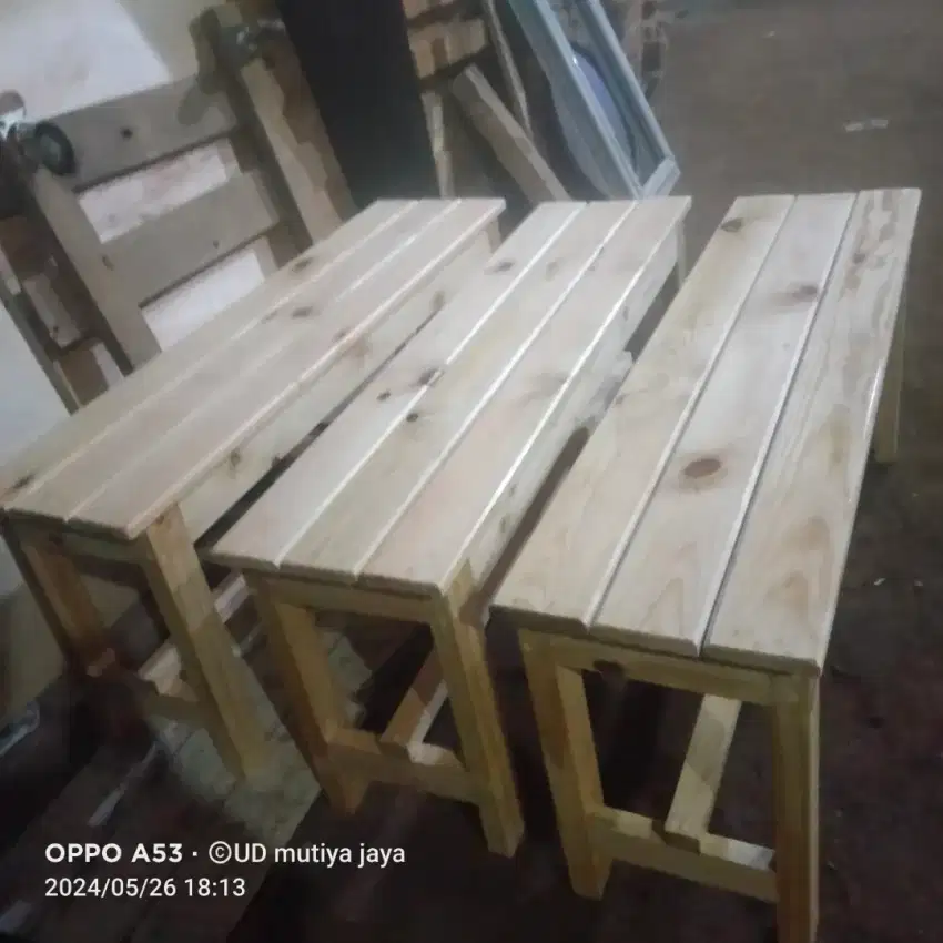 Bangku kayu jati belanda panjang  P110 L30 T50