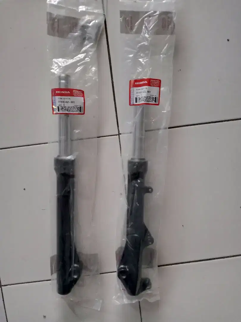 Promo Skok Depan 1 Set Honda beat, Scoopy Vario Kepanjen