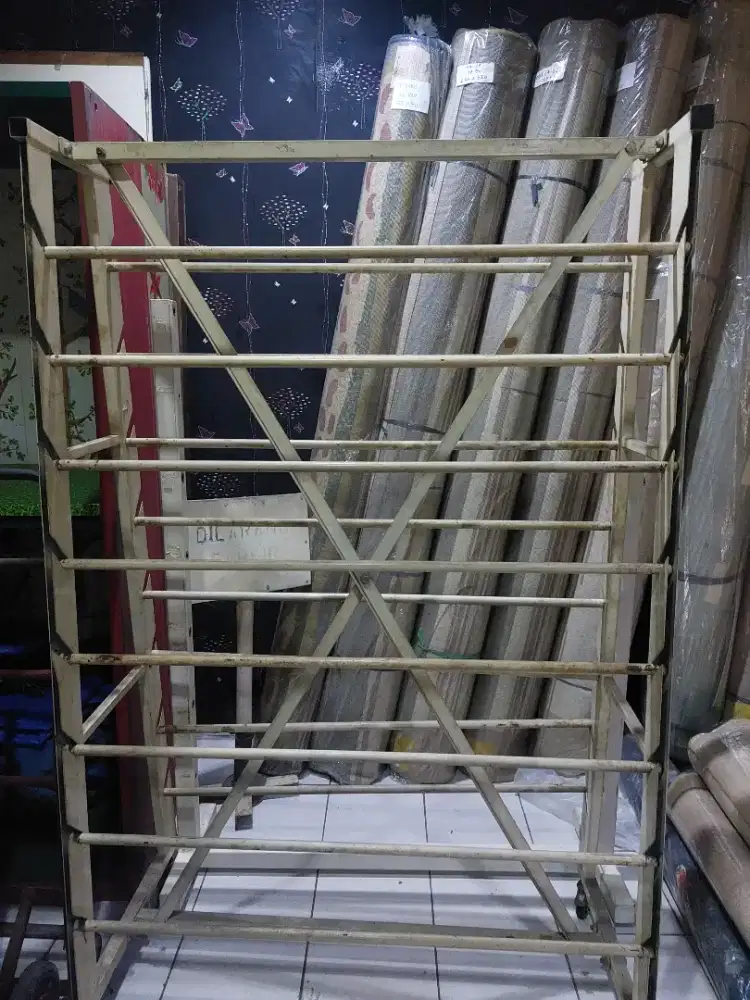 Dijual Rak Besi Display