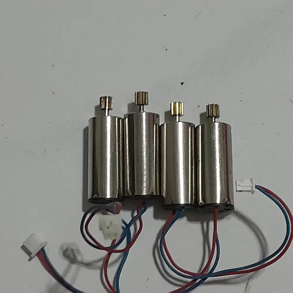 Pesawat Wltoys Dinamo f929 f939 .jakarta ila drone baterai