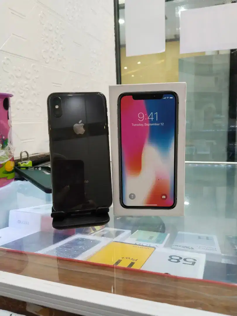 Iphone X/64 gb hitam