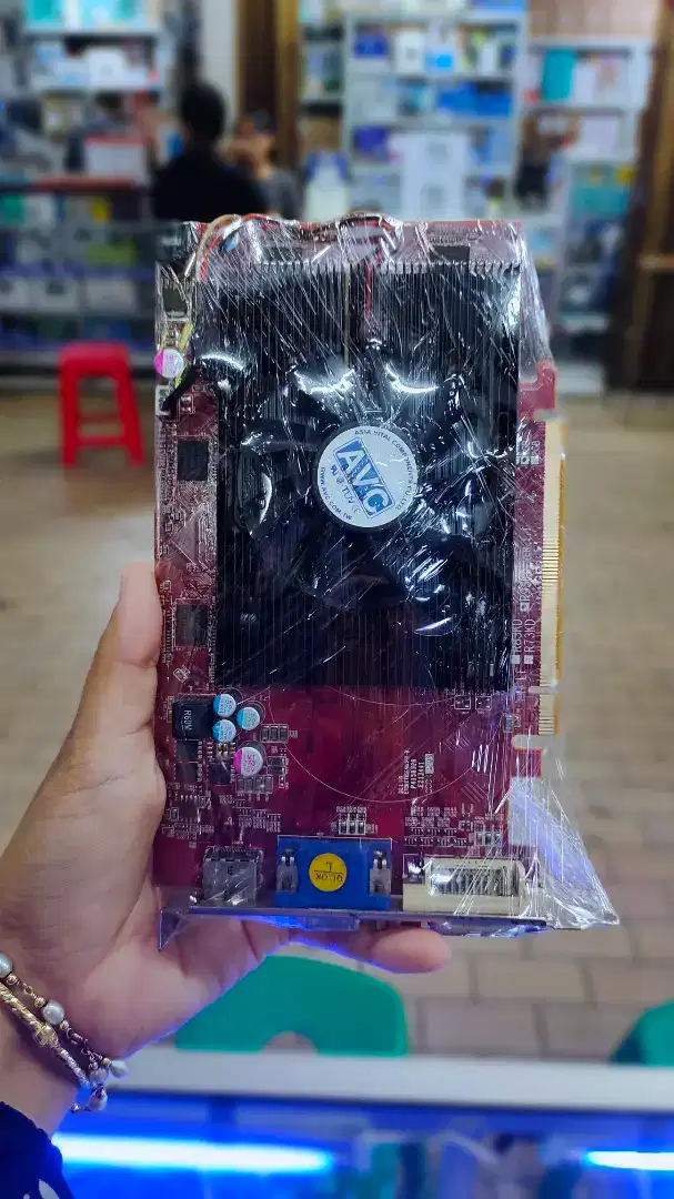 vga Ati Radeon hd 5570 1 gb 128 bit ddr3