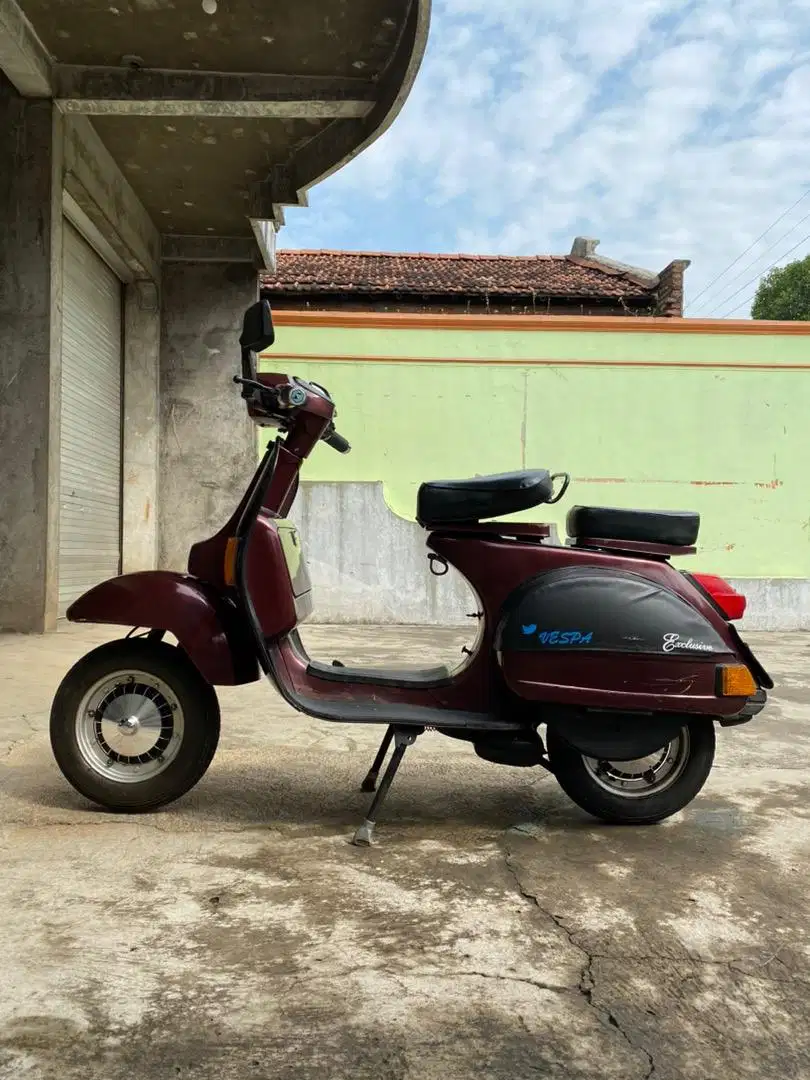 Vespa PX P150XE Exclusive 2 1996 Merah Red Rosso