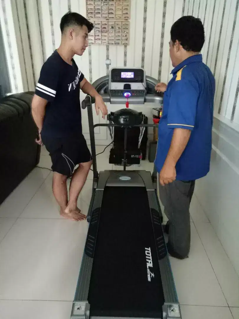 Alat fitnes treadmill elektrik TL 270 auto inc
