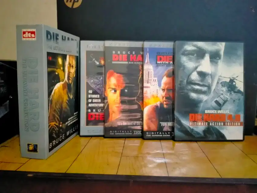 Kaset DVD Serial Film Die Hard 4.0