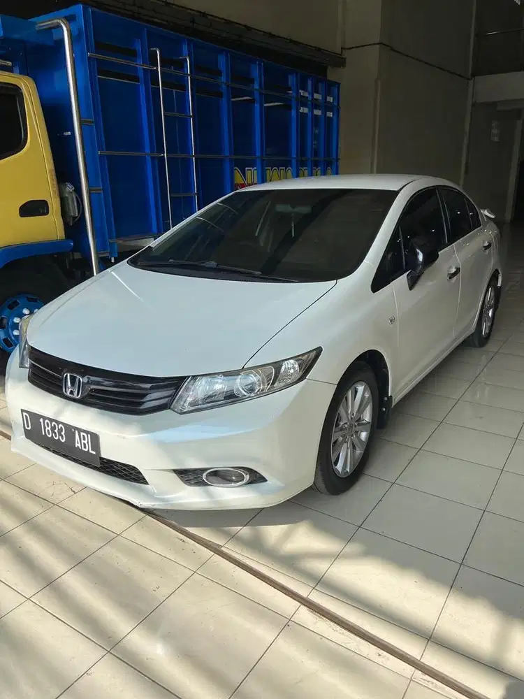 Jual Honda Civic FB2 1.8 AT 2013 Putih - Mobil Bekas - 921051446