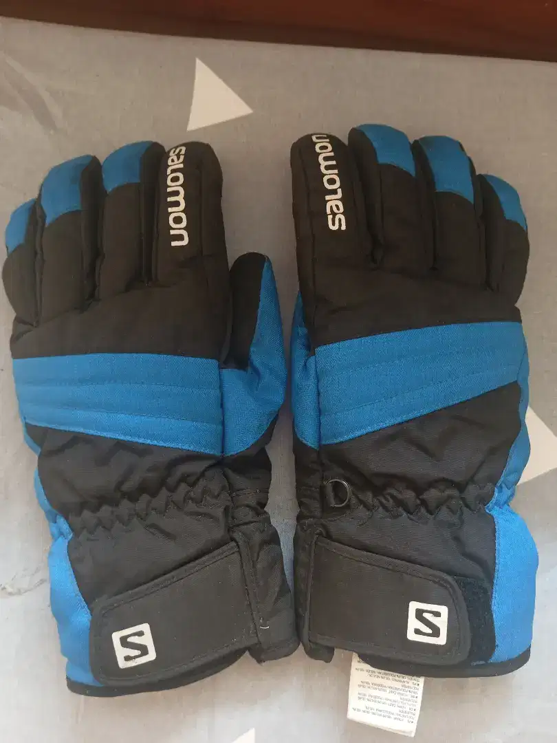 Glove/sarung tangan Salomon