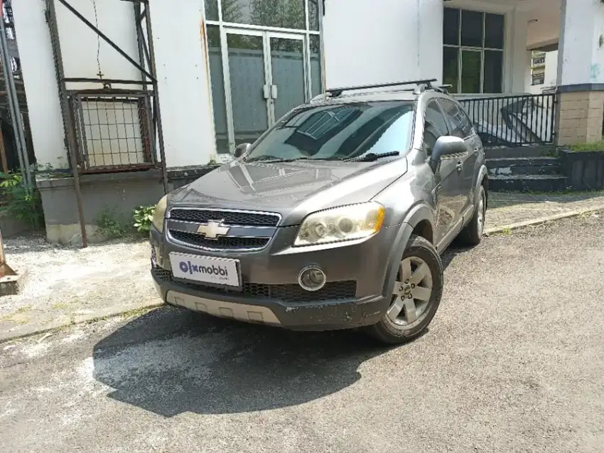 like new - CHEVROLET CAPTIVA 2.0 SOLAR A/T 2011 ABU-ABU