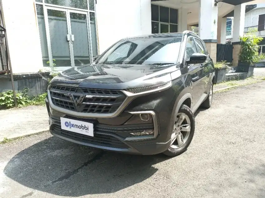 Like New - WULING ALMAZ 1.5 SMART ENJOY 7-SEATER BENSIN A/T 2019 HITAM