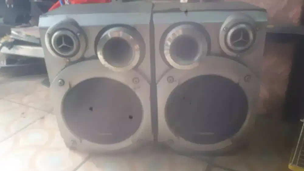 Se psg speaker pasif ex compo samsung kond hdp mgkn ada yg minat