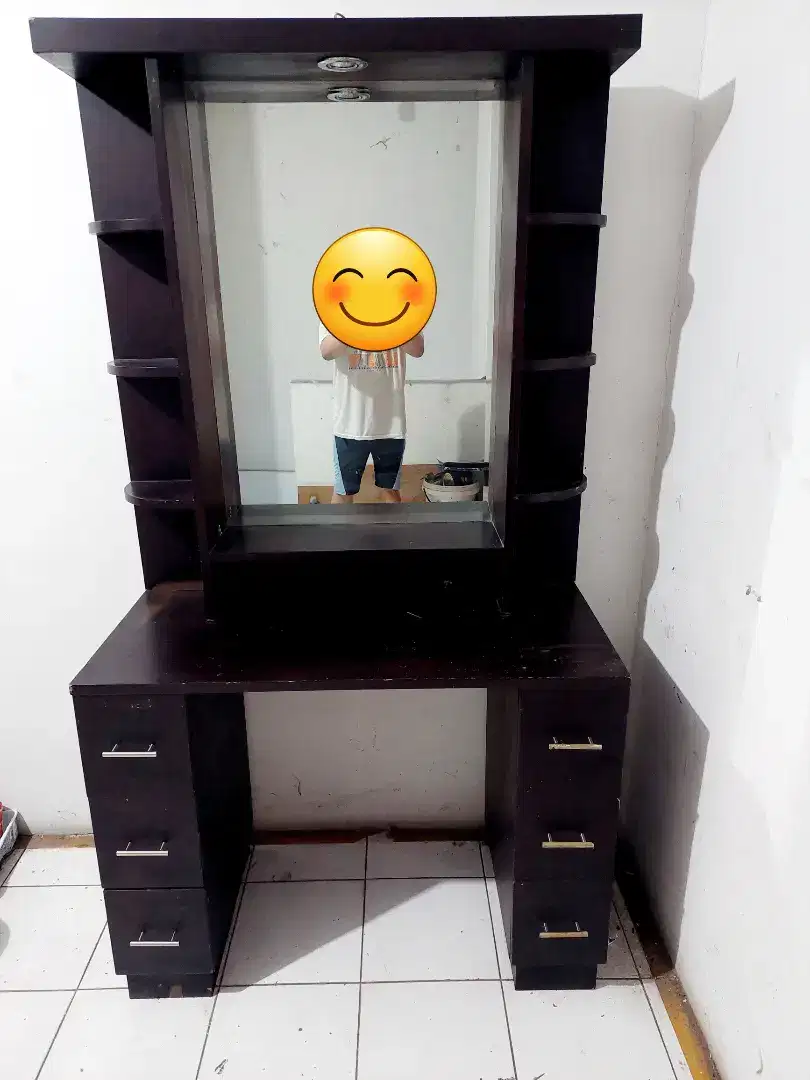 Meja Rias kayu Like New