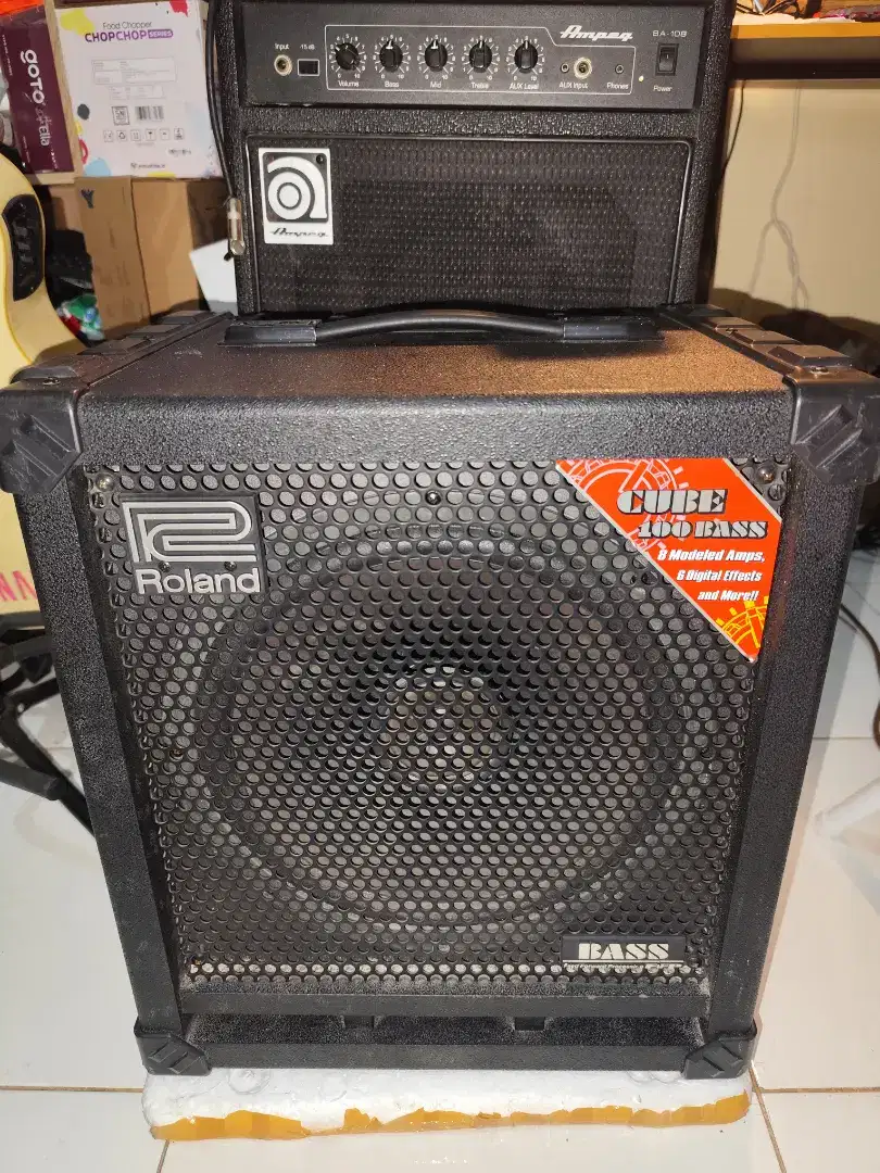 Ampli Gitar Roland Cube 100 Bass Speaker 12 Inch Studio Cafe