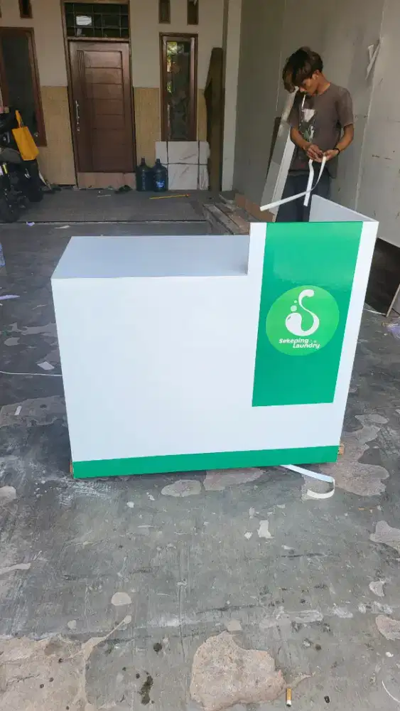 Meja kasir Laundry + sticker Logo | 100x50x100cm