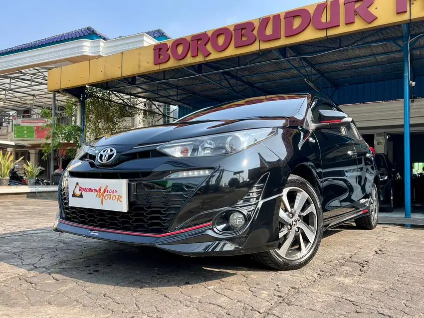 TOYOTA YARIS S TRD SPORTIVO 2018 AT HITAM