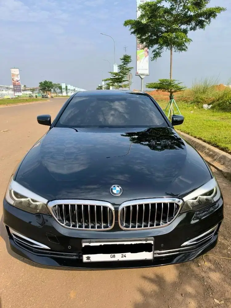 BMW 530i luxury Black on Black CASH