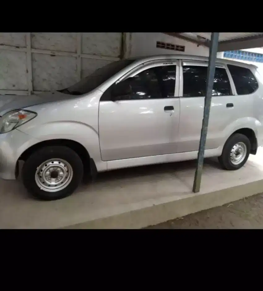 Di jual Xenia MI 1.0
