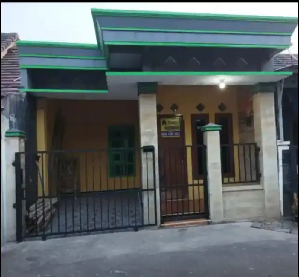 Dukuh Zamrud Rumah Huni Di Jual Cepat
